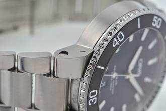 Thumbnail von Oris Aquis Date 01 733 7730 4154 Black Dial </h1>