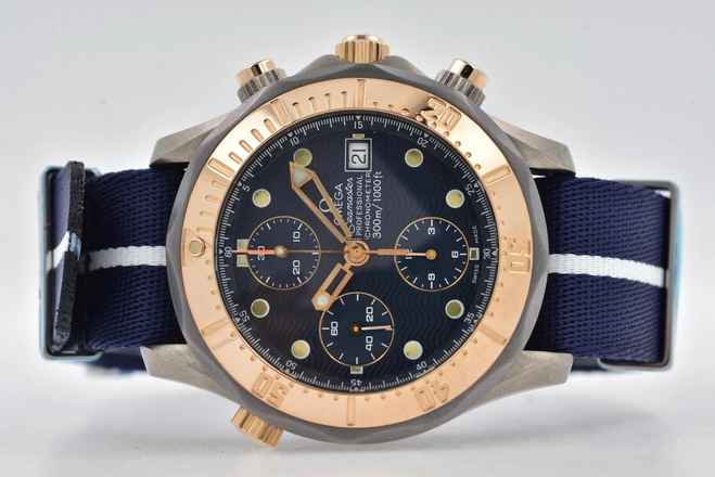  Omega Seamaster Professional Chronograph Titan / 18k Gold 2297 </h1> 