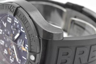 Thumbnail von Breitling Avenger Hurricane Breitlight XB0170E4 Black Dial Schwarz </h1>