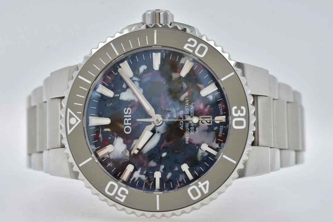  Oris Aquis Date 01 733 7766 4150 Upcycle </h1> 