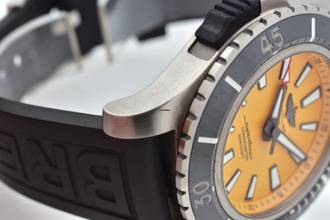 Thumbnail von Breitling Superocean 48 Yellow Dial E17369241I1S1 Titanium