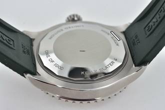 Thumbnail von Breitling Superocean 42 Kelly Slater Limited Edition 1000pcs A173751A1O1S1 orange </h1>