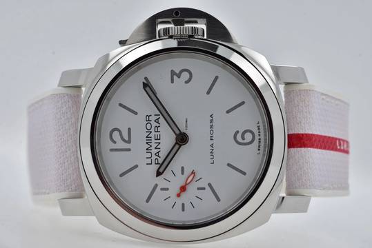  Panerai Luminor Luna Rossa QuarantaQuattro Luna Rossa PAM 1342 White Dial </h1> 