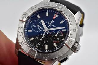 Thumbnail von Breitling Avenger 44 B01 Chronograph AB0147101B1X1 </h1>
