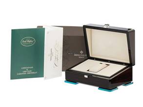 Thumbnail von Patek Philippe Aquanaut Jumbo Ref.5168G-010 2020 Full Set wie Neu