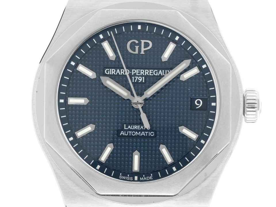  Girard Perregaux Laureato Ref.81010-11-431-11A 2025 Full Set Ungetragen 