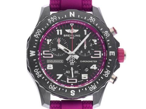  Breitling Endurance Pro Breitlight Ref.X83310F61B1S1 2025 Full Set Ungetragen 