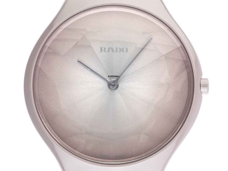  Rado True Thinline High-Tech Ceramic Ref.R27120402 2025 Full Set Ungetragen 