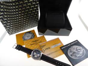 Thumbnail von Breitling Chronomat Evolution 44 mm mit schwarzem Zifferblatt im Full Set Top Zustand </h1>