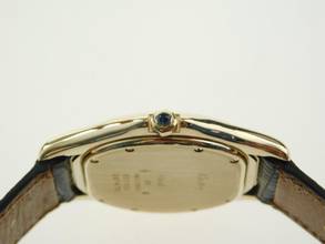 Thumbnail von Cartier Cougar Panthere Cougar 18 Karat Gelbgold XL mit Datum im Traum Zustand am Eidechsband