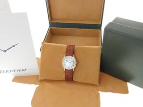 Thumbnail von Cartier Riviera 18 Karat Gelbgold 31 mm mit original Paris Zifferblatt Handaufzug </h1>