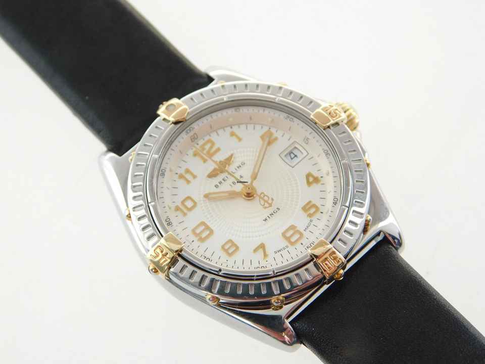  Breitling Wings Lady Damenuhr 31 mm Stahl Gold mit neuem Lederband im Best Zustand 