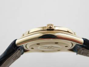 Thumbnail von Breitling Callistino 18 Kt Gelbgold Callistino mit original Brillantlünette Damenuhr 28mm im Top Zustand </h1>