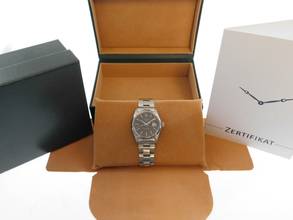 Thumbnail von Rolex Oyster Perpetual Date Stahl 34 mm am Oysterband im Original Zustand mit grey Mosaic Dial Rarität von 1973 </h1>