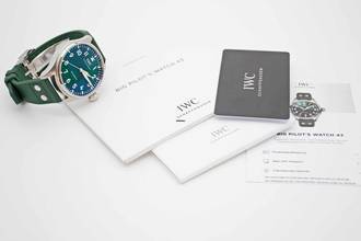 Thumbnail von IWC Große Fliegeruhr Big Pilot 43 Green Dial IW329306 on stock </h1>