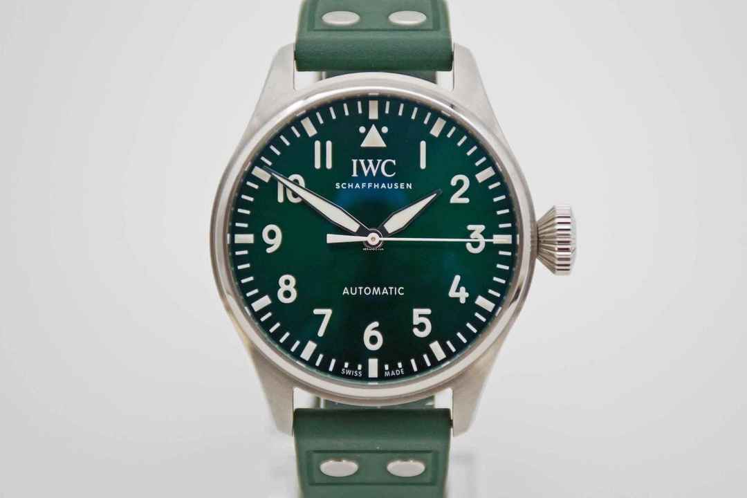  IWC Große Fliegeruhr Big Pilot 43 Green Dial IW329306 on stock </h1> 