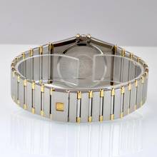 Thumbnail von Omega Constellation Quartz 33MM Manhattan 1 edition golden dial quartz 1984’s </h1>