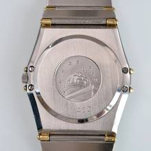 Thumbnail von Omega Constellation Quartz 33MM Manhattan 1 edition golden dial quartz 1984’s </h1>