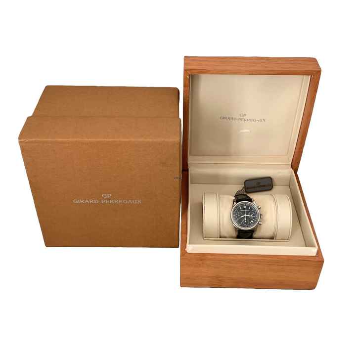  Girard Perregaux Chronograph 4946 Vintage 1996 black dial  