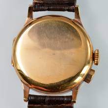 Thumbnail von Zenith Chronograph mono pusher porcelain dial yellow gold 18KT 1930’s </h1>