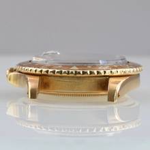 Thumbnail von Rolex GMT-Master 1675 UAE Qurayash Hawk dial by Mohammed bin Rashid Al Maktoum 1972's </h1>