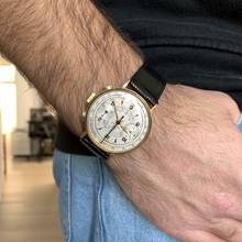 Thumbnail von Omega Classic Chronograph Oversize 37MM caliber 33.3 CHRO yellow gold 18KT 1941’s </h1>