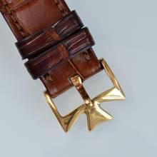 Thumbnail von Vacheron Constantin Historiques Chronograph Historiques Collection 47111 yellow gold 18KT Full Set 2002’s </h1>