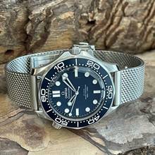 Thumbnail von Omega Seamaster Diver 300 M Seamaster Diver 300M - James Bond Edition - FULLSET 2024 LC 100 - UNGETRAGEN