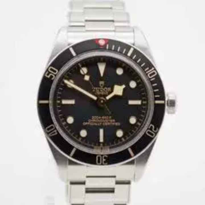  Tudor Black Bay 41 Burgundy Jubilée LC100 Fullset mit Erstkaufrechnung </h1> 