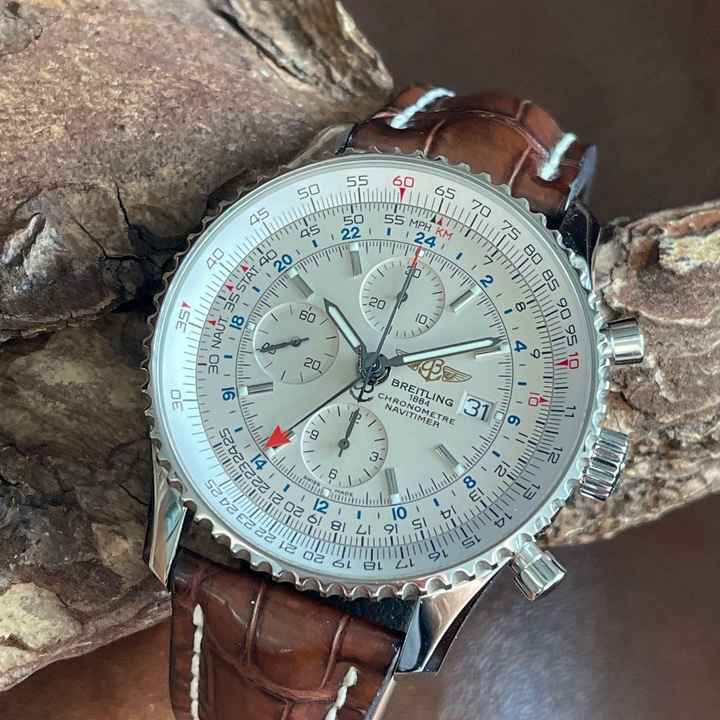  Breitling Navitimer World GMT Chronograph - FULL SET 2015 - Ref. A2432212 </h1> 