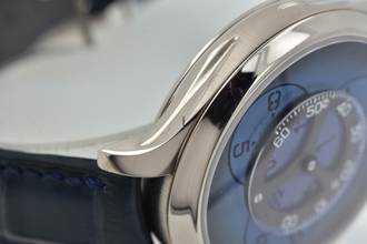Thumbnail von H.Moser & Cie. Endeavour Flying Hours Funky Blue 1806-0200 Limited Edition 60pcs 18k White Gold </h1>