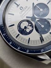 Thumbnail von Omega Speedmaster Professional Moonwatch 'Silver Snoopy Award' 50th Anniversary 310.32.42.50.02.001 Unworn/New Condition Full Set 2-2026