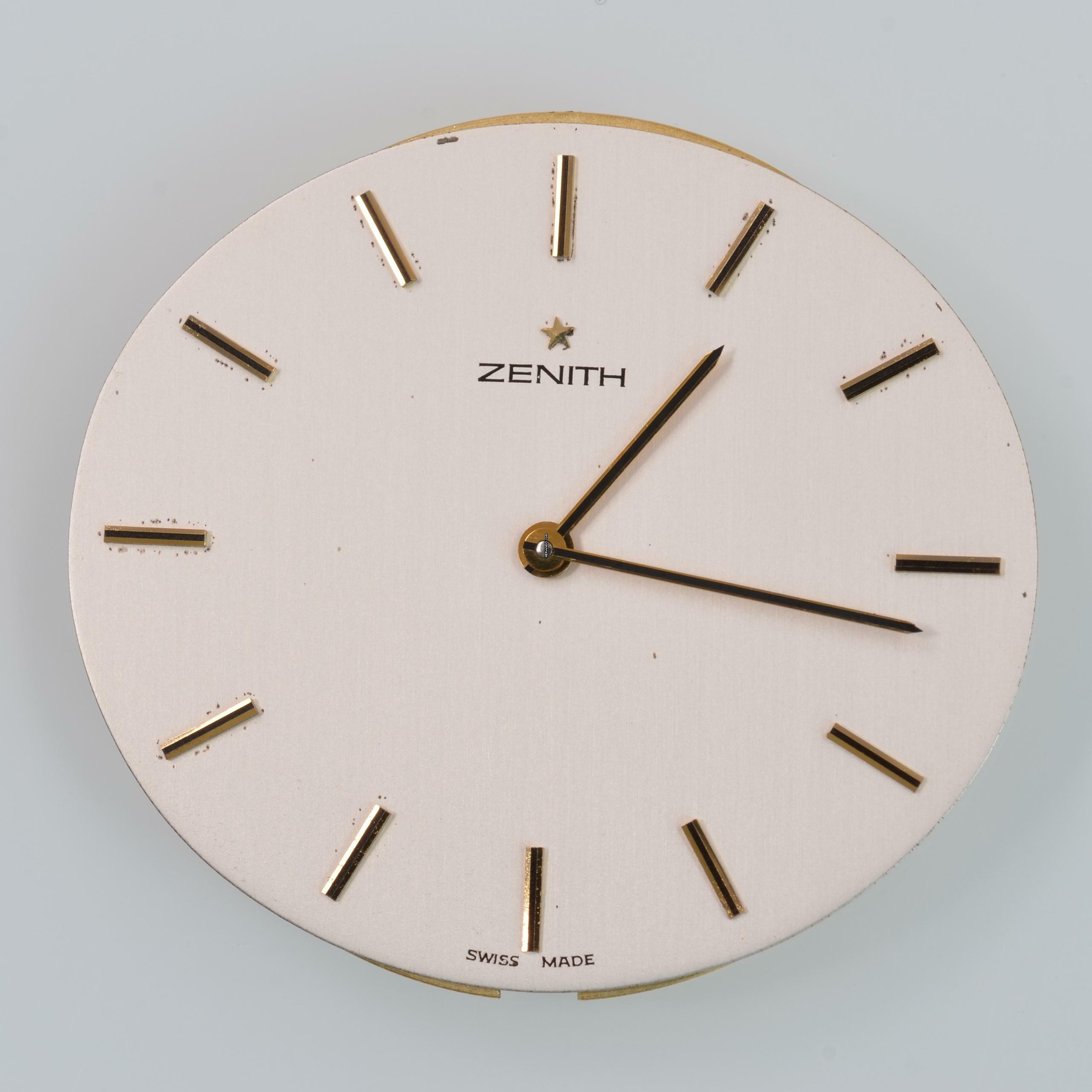 Thumbnail von Zenith Pocket watch oval shaped open face yellow gold 18KT Very Rare </h1>