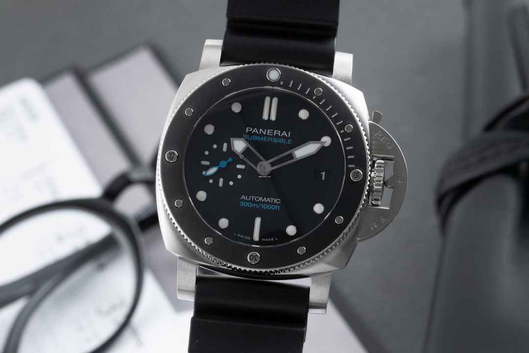  Panerai Submersible Automatik Herrenuhr Ref. PAM02683 B&P 2023  