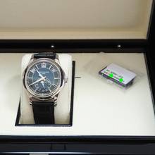 Thumbnail von Patek Philippe Annual Calendar 5205G-013 WG18k/750 Box+Papiere
