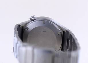 Thumbnail von Sinn 244 Ti Chronometer Crosshair ETA Date Top Tritium 80'000 </h1>