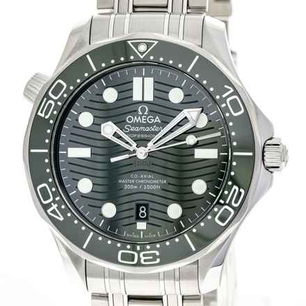  Omega Seamaster Diver 300 M 42 Diver 300 M Green – 210.30.42.20.10.001 – NEW & UNWORN – 07/2025 Full Set 