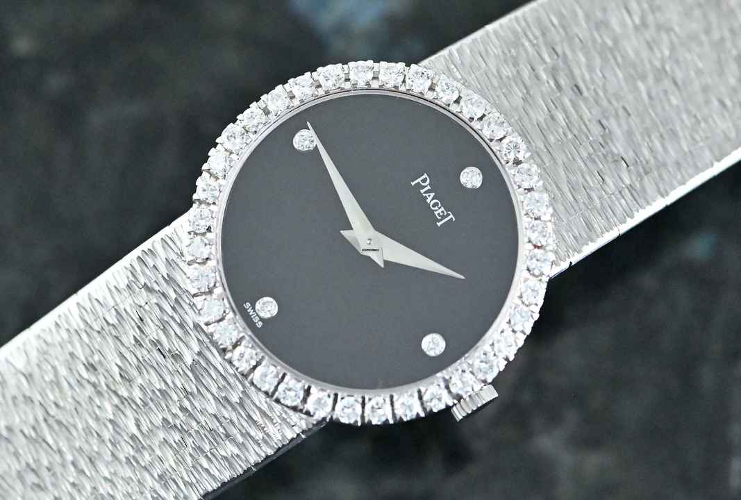  Piaget Vintage rare Dress Watch | 9706 A 6 | Onyx Dial | Certificate 