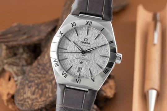  Omega Constellation Stahl Automatik Herrenuhr Ref. 131.13.39.20.06.001 Papiere  