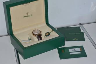 Thumbnail von Rolex Sky-Dweller 326135 18k Rose Gold White Dial Full Set
