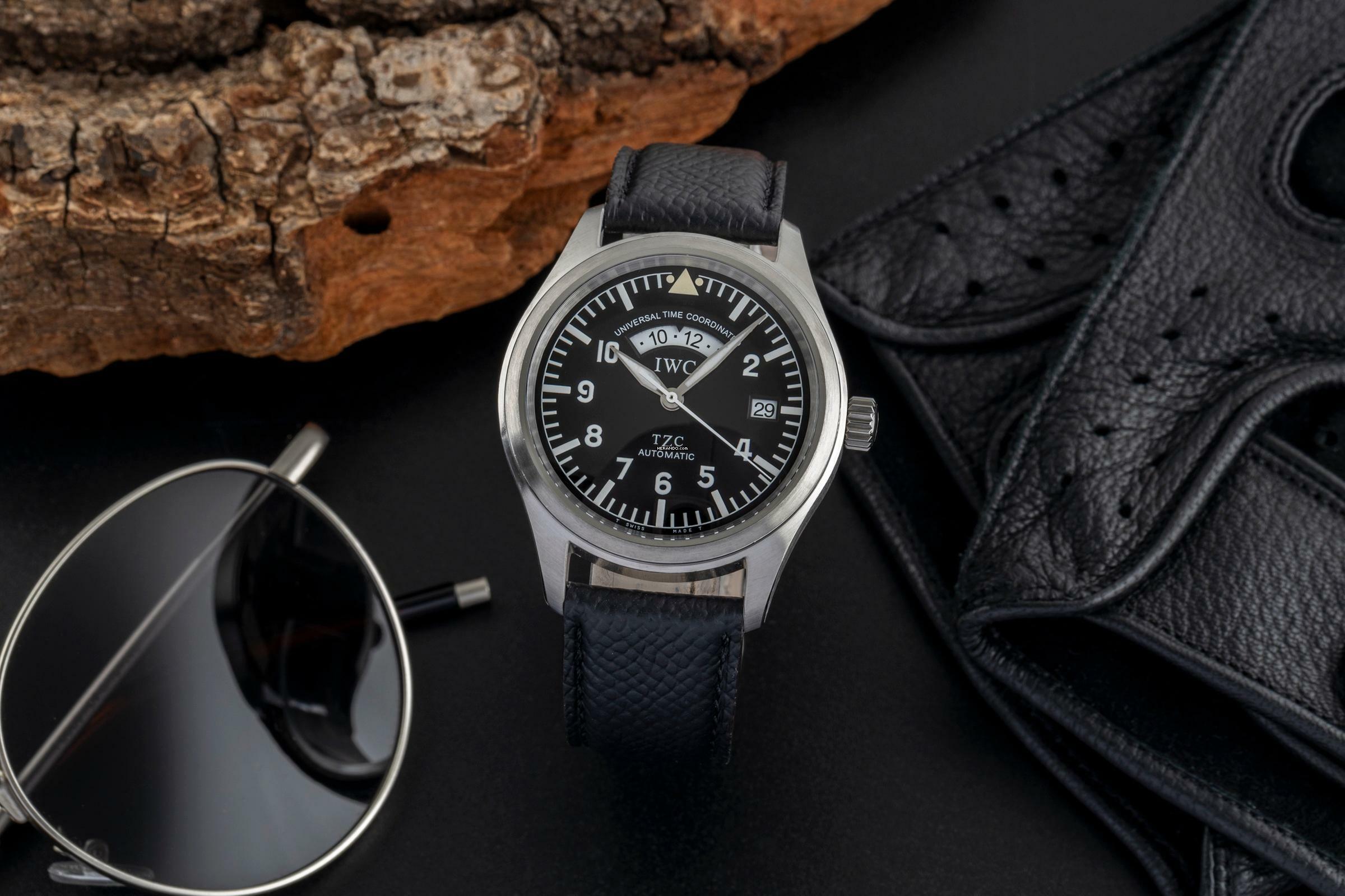 IWC Fliegeruhr Spitfire UTC Pilot UTC TZC Edelstahl Automatik Black Dial Herrenuhr Ref. IW325102