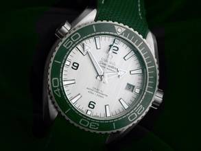 Thumbnail von Omega Seamaster Planet Ocean 600M Ref.215.32.44.21.06.001 2025 Full Set Ungetragen