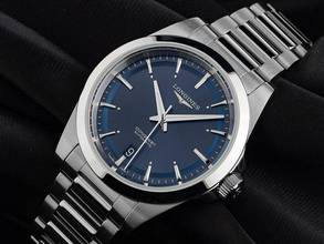 Thumbnail von Longines Conquest Ref. L3.720.4.92.6 2025 Full Set Ungetragen