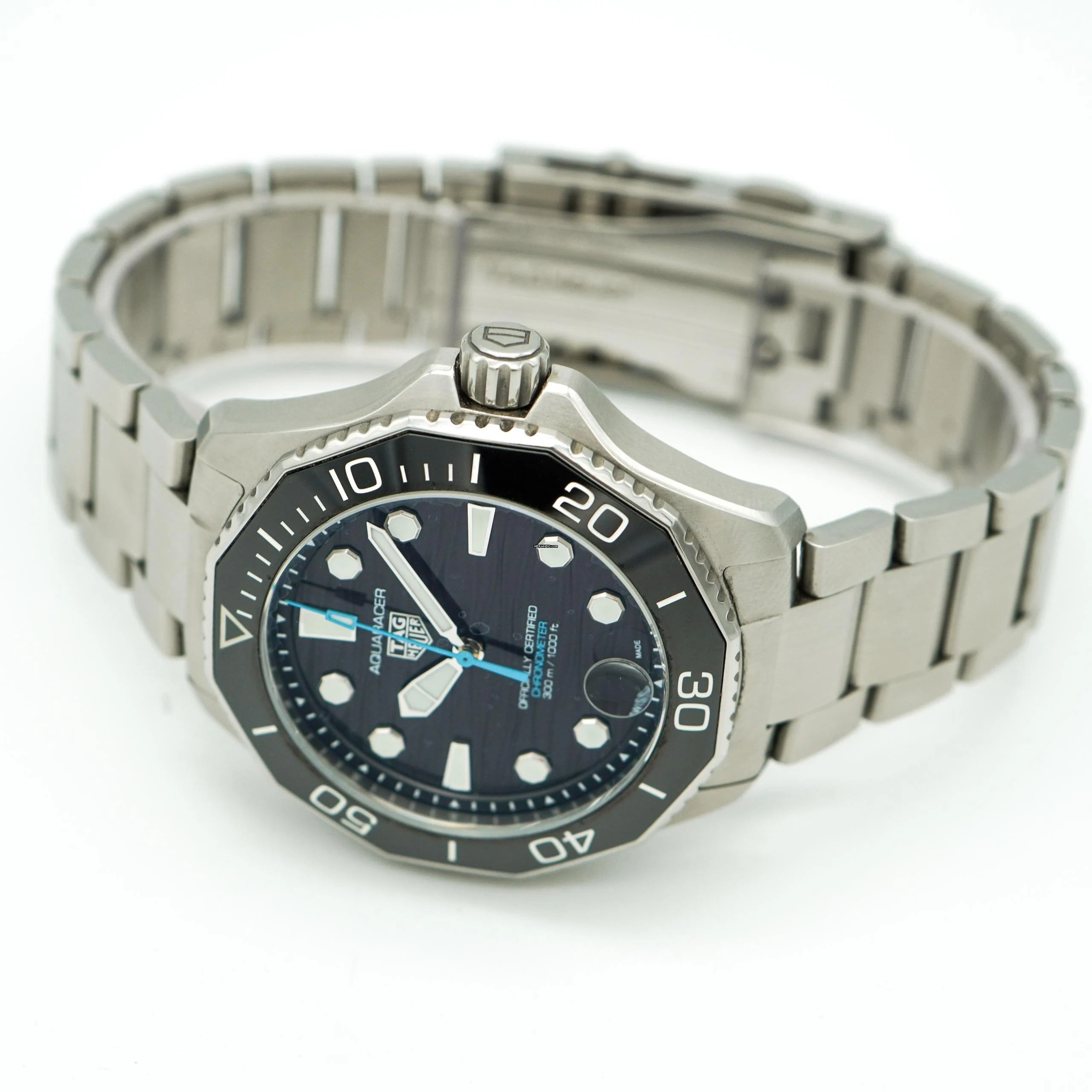 TAG Heuer Aquaracer 300M Professional 300 Date