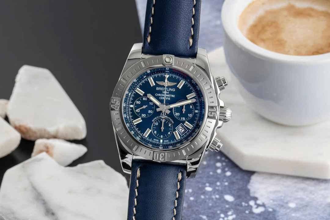  Breitling Chronomat 44 Chronograph Stahl Automatik Ref. AB0115  