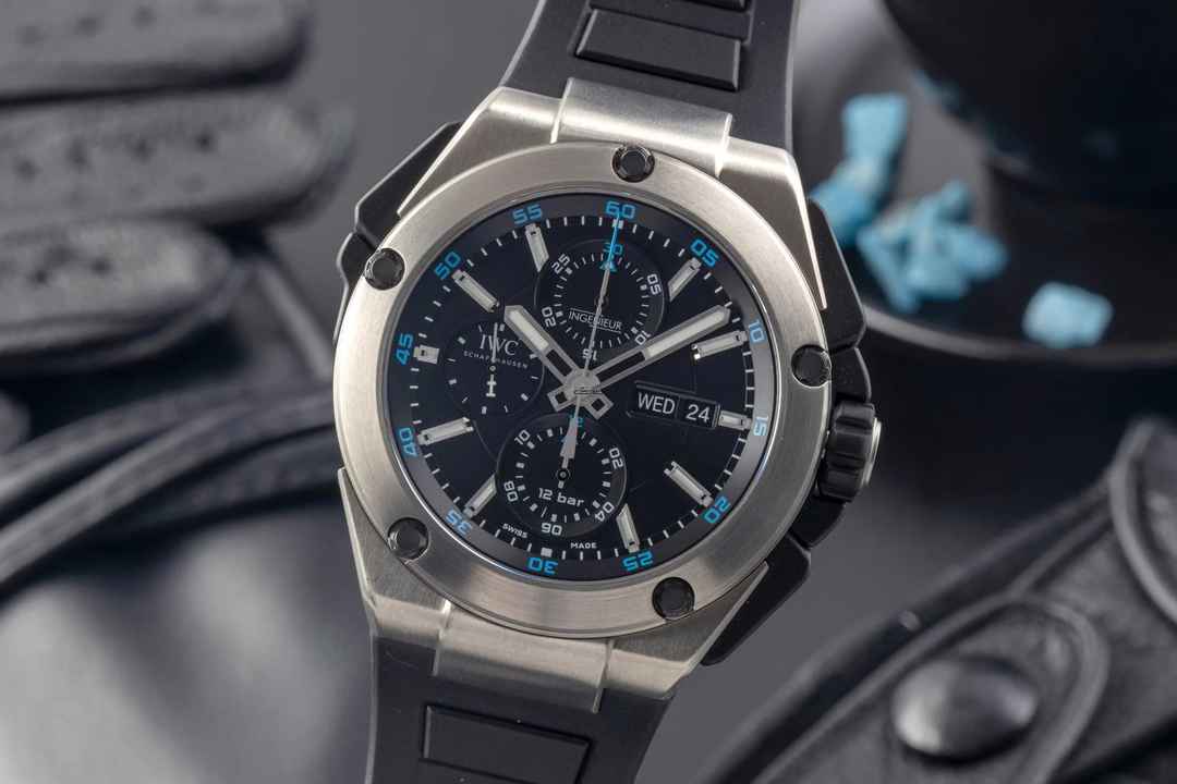  IWC Ingenieur Double Chronograph Titanium Doppelchronograph Titan Automatik Herrenuhr Ref. IW386503 