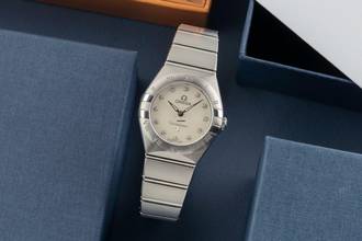 Thumbnail von Omega Constellation Ladies Stahl Diamonds MOP Dial Quarz Damen Ref.131.10.25.60.55.001