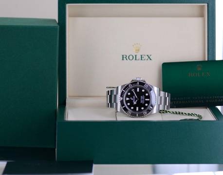  Rolex Submariner (No Date) 124060 No-Date Keramik 2025 Taucheruhr B+P 41mm  
