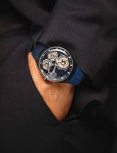 Thumbnail von Bulova Accutron 28A208 Herrenuhr Accutron DNA Casino Limited Edition blue