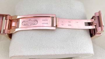 Thumbnail von Rolex Daytona Black Dial Rosegold 18Kt. with Box & Papers in Mint condition UNPOLISHED Full set Full links